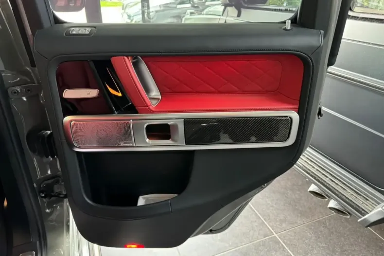 Mercedes-Benz G 500 din 2022 cu 50.000 km - oferta MER149797 - foto 26