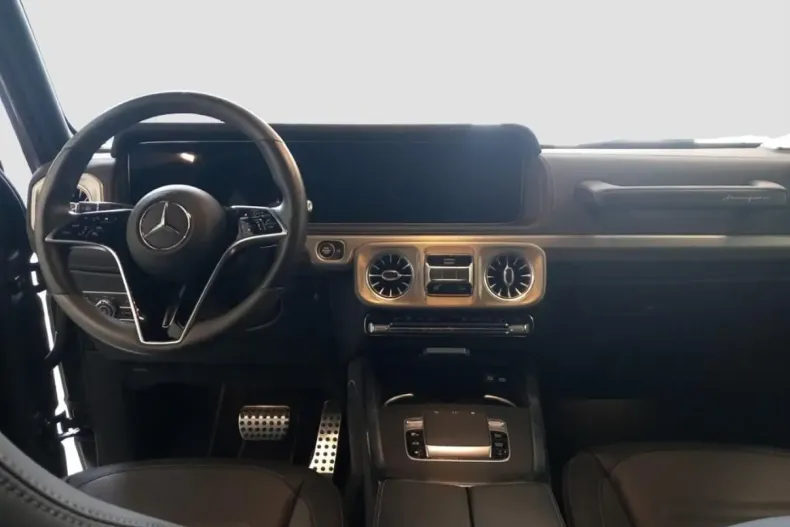 Mercedes-Benz G 450 din 2025 cu 9.900 km - oferta MER149804 - foto 10