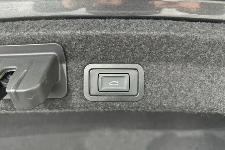 Audi A6 din 2020 cu 84.600 km - oferta AUD149805 - foto 24