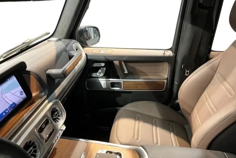 Mercedes-Benz G 450 din 2024 cu 40.484 km - oferta MER149806 - foto 4