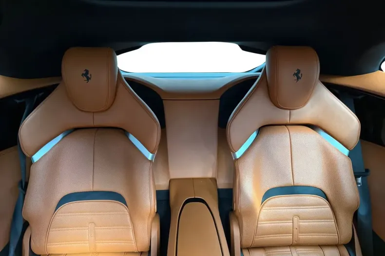 Ferrari Purosangue din 2024 cu 9.200 km - oferta FER149813 - foto 19