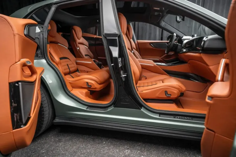 Ferrari Purosangue din 2024 cu 9.650 km - oferta FER149817 - foto 24