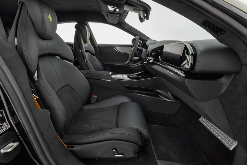 Ferrari Purosangue din 2024 cu 6.000 km - oferta FER149820 - foto 14