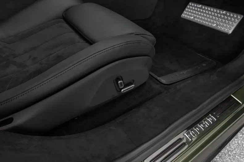 Ferrari Purosangue din 2024 cu 6.000 km - oferta FER149820 - foto 22