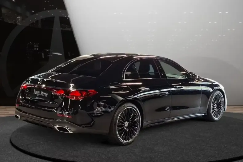 Mercedes-Benz E 200 din 2025 cu 9.047 km - oferta MER149823 - foto 6