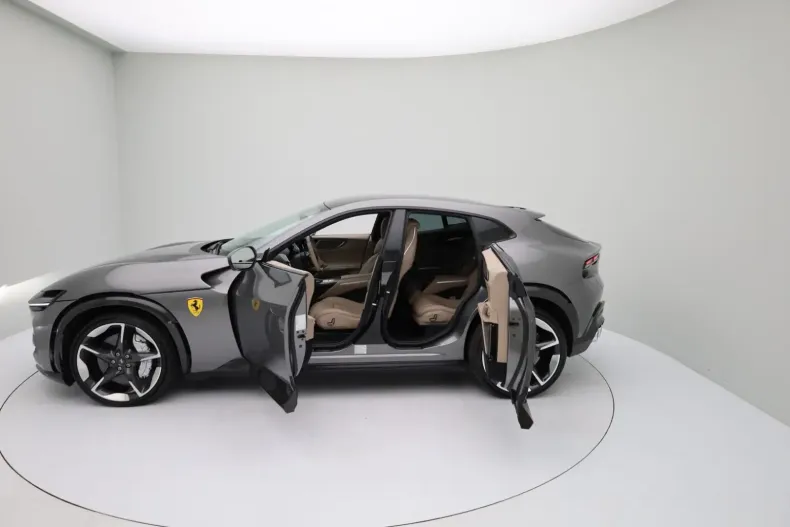 Ferrari Purosangue din 2023 cu 4.570 km - oferta FER149828 - foto 13