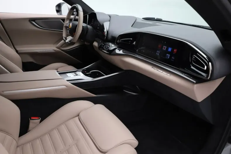 Ferrari Purosangue din 2023 cu 4.570 km - oferta FER149828 - foto 20