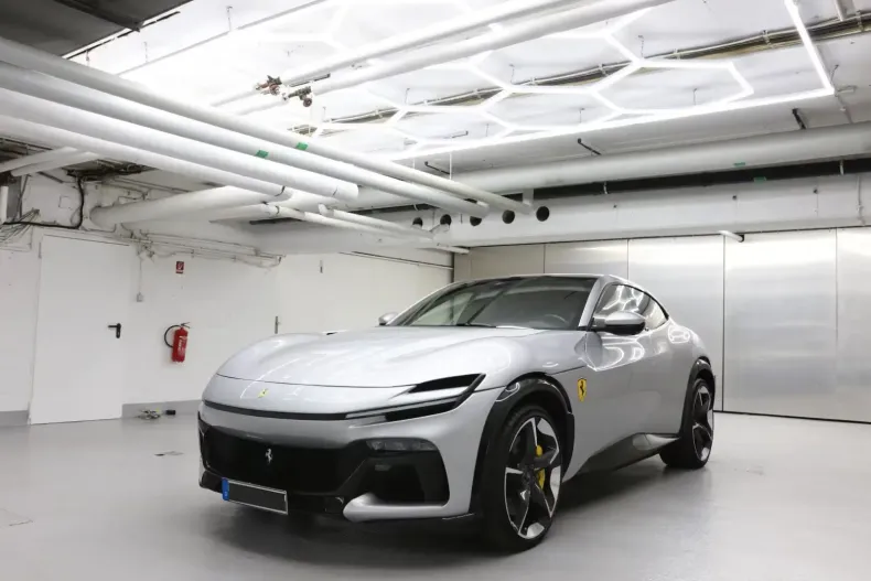 Ferrari Purosangue din 2023 cu 5.200 km - oferta FER149830 - foto 1