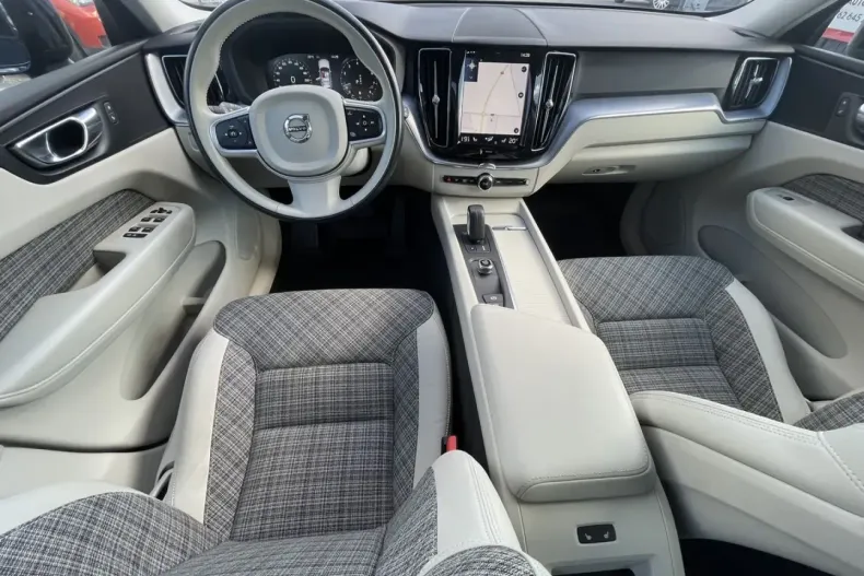 Volvo XC60 din 2020 cu 139.500 km - oferta VOL149847 - foto 2