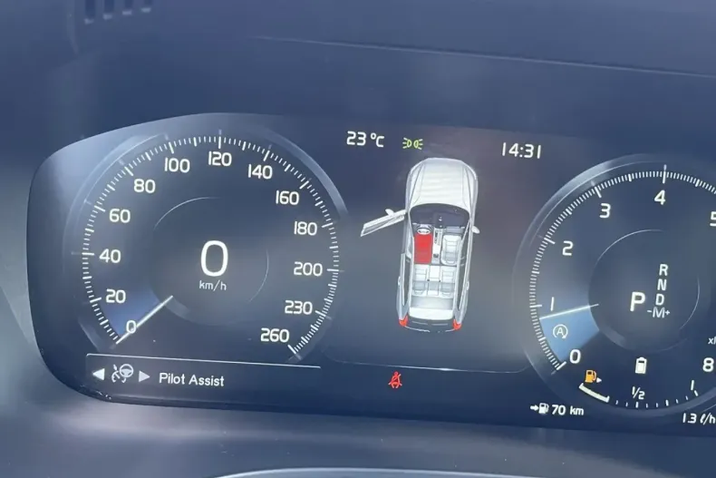 Volvo XC60 din 2020 cu 139.500 km - oferta VOL149847 - foto 10