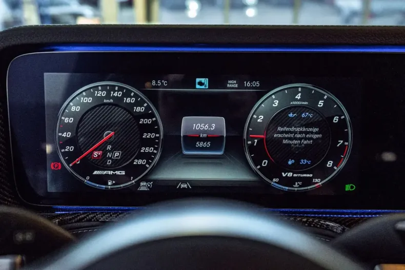 Mercedes-Benz G 63 AMG din 2024 cu 6.000 km - oferta MER149848 - foto 35