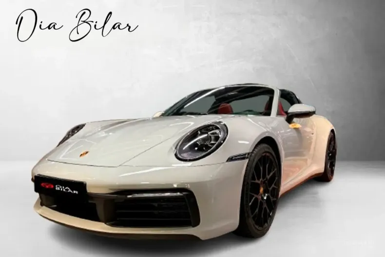 Porsche 911 din 2023 cu 2.023 km - oferta POR149863 - foto 1