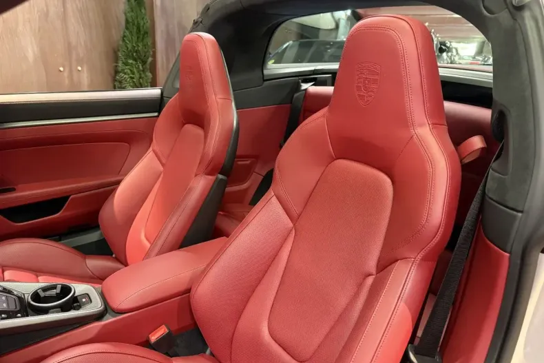 Porsche 911 din 2023 cu 2.023 km - oferta POR149863 - foto 6