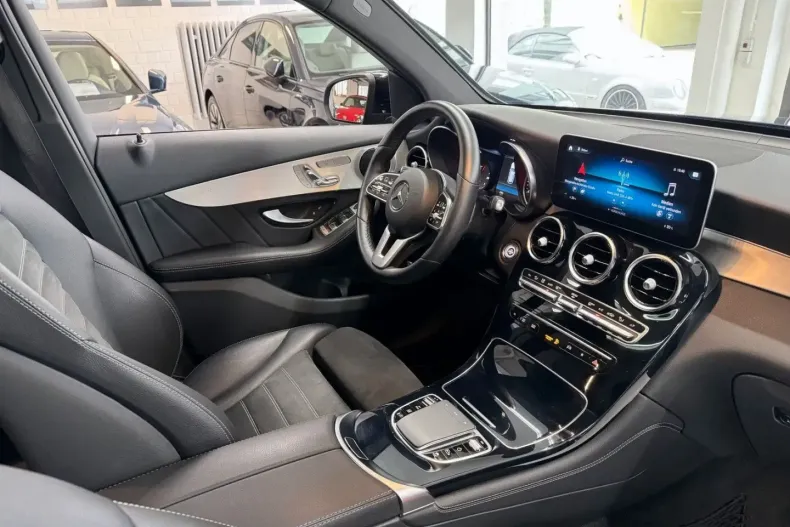 Mercedes-Benz GLC 220 din 2020 cu 82.000 km - oferta MER149868 - foto 17