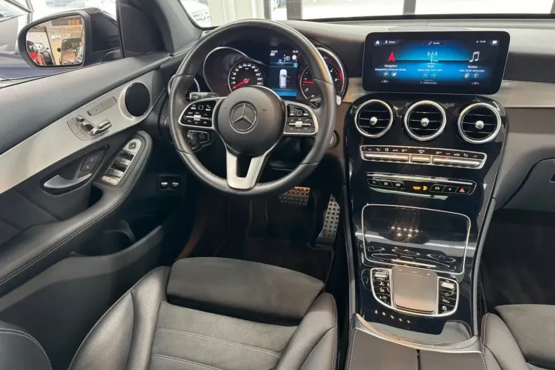 Mercedes-Benz GLC 220 din 2020 cu 82.000 km - oferta MER149868 - foto 20