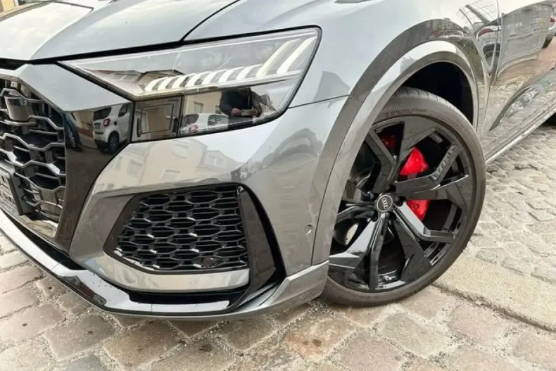 Audi RSQ8 din 2022 cu 2.165 km - oferta AUD149879 - foto 2