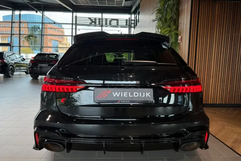 Audi RS6 din 2021 cu 72.100 km - oferta AUD149884 - foto 6