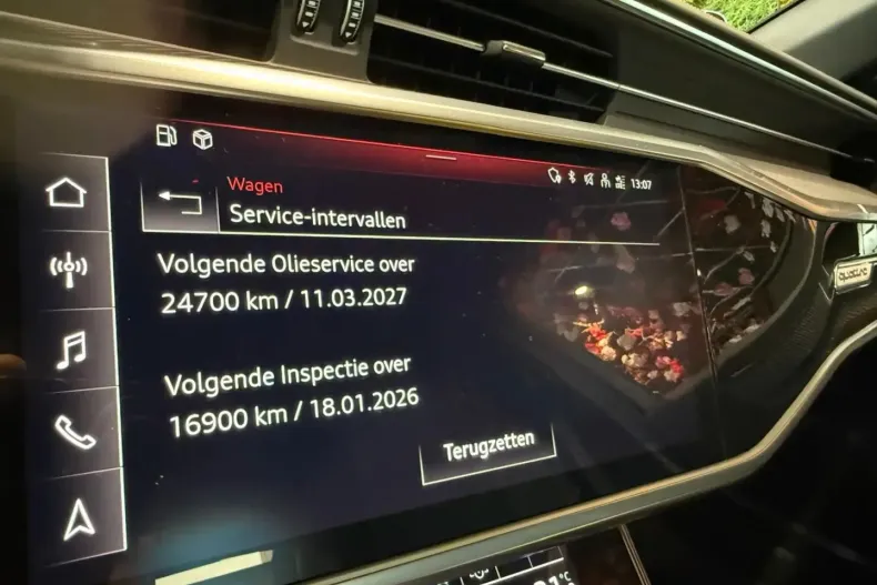 Audi RS6 din 2021 cu 72.100 km - oferta AUD149884 - foto 20