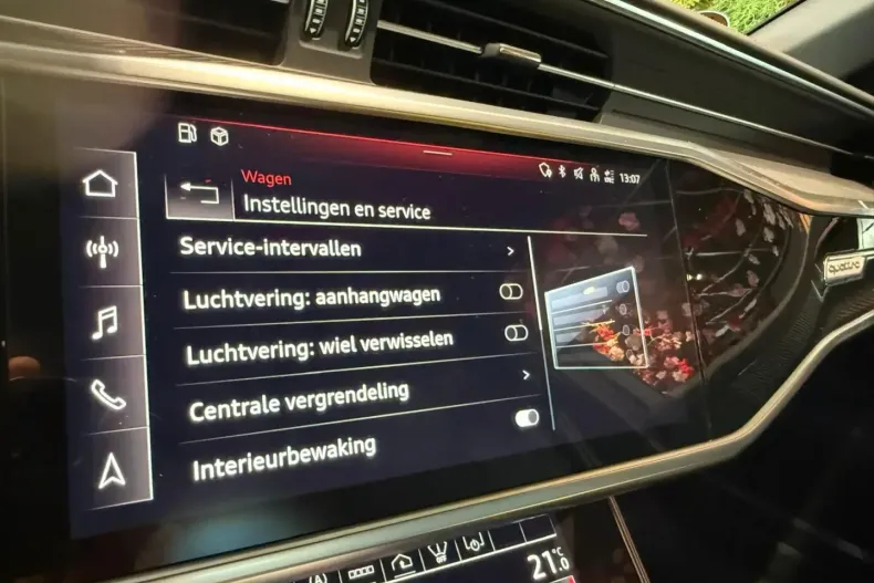 Audi RS6 din 2021 cu 72.100 km - oferta AUD149884 - foto 22