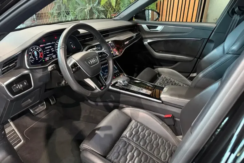 Audi RS6 din 2021 cu 72.100 km - oferta AUD149884 - foto 30