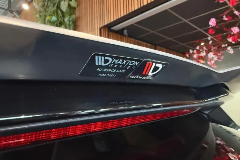 Audi RS6 din 2021 cu 72.100 km - oferta AUD149884 - foto 48