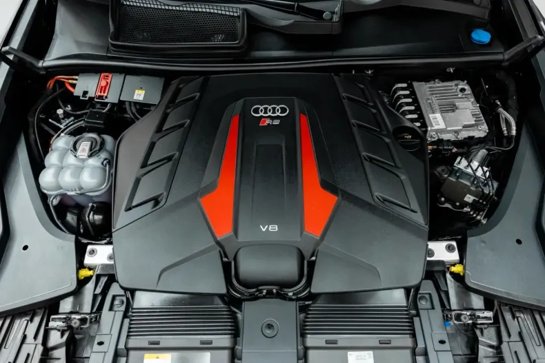 Audi RSQ8 din 2023 cu 32.460 km - oferta AUD149892 - foto 8