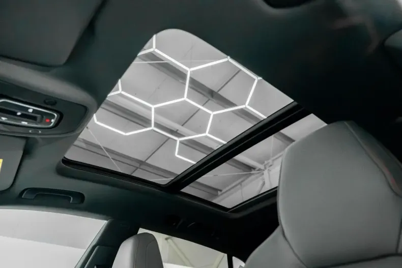 Audi RSQ8 din 2023 cu 32.460 km - oferta AUD149892 - foto 10