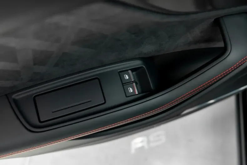 Audi RSQ8 din 2023 cu 32.460 km - oferta AUD149892 - foto 25