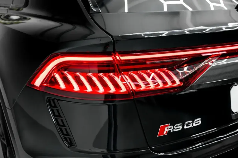 Audi RSQ8 din 2023 cu 32.460 km - oferta AUD149892 - foto 31