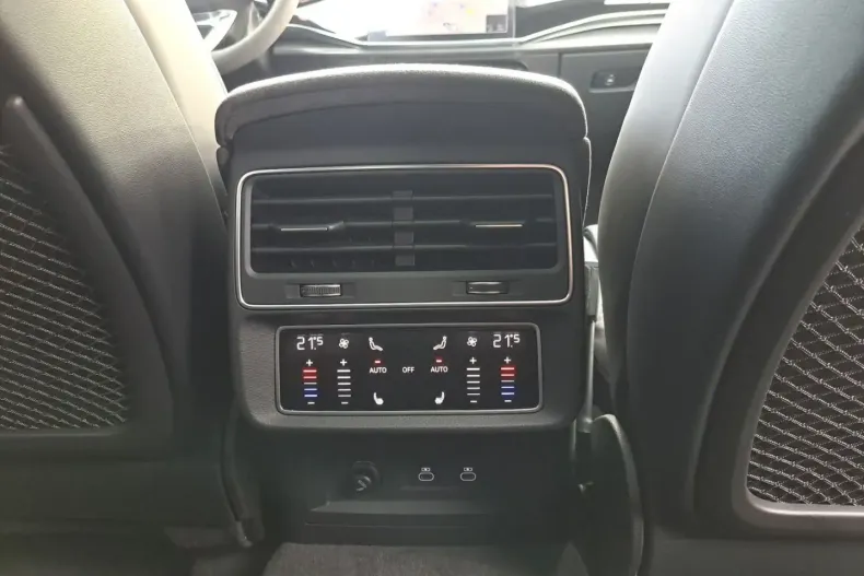 Audi RSQ8 din 2022 cu 35.990 km - oferta AUD149896 - foto 16