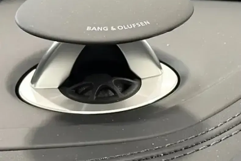 Audi RSQ8 din 2024 cu 3.073 km - oferta AUD149898 - foto 27