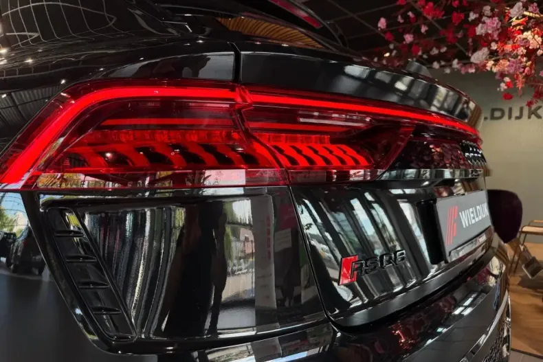 Audi RSQ8 din 2022 cu 72.300 km - oferta AUD149899 - foto 9