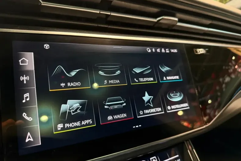 Audi RSQ8 din 2022 cu 72.300 km - oferta AUD149899 - foto 25