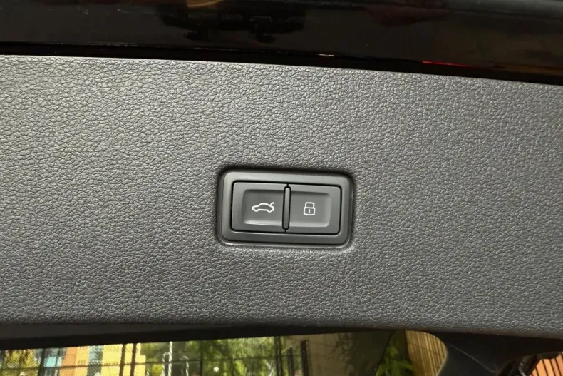 Audi RSQ8 din 2022 cu 72.300 km - oferta AUD149899 - foto 42