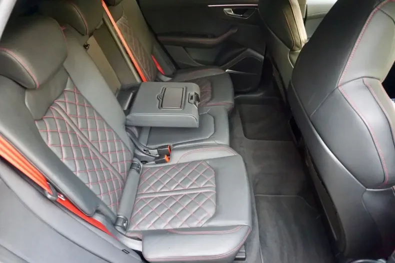 Audi Q8 din 2022 cu 88.500 km - oferta AUD149907 - foto 15