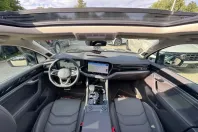 Volkswagen Touareg din 2023 cu 31.985 km - oferta VOL149909 - foto 25