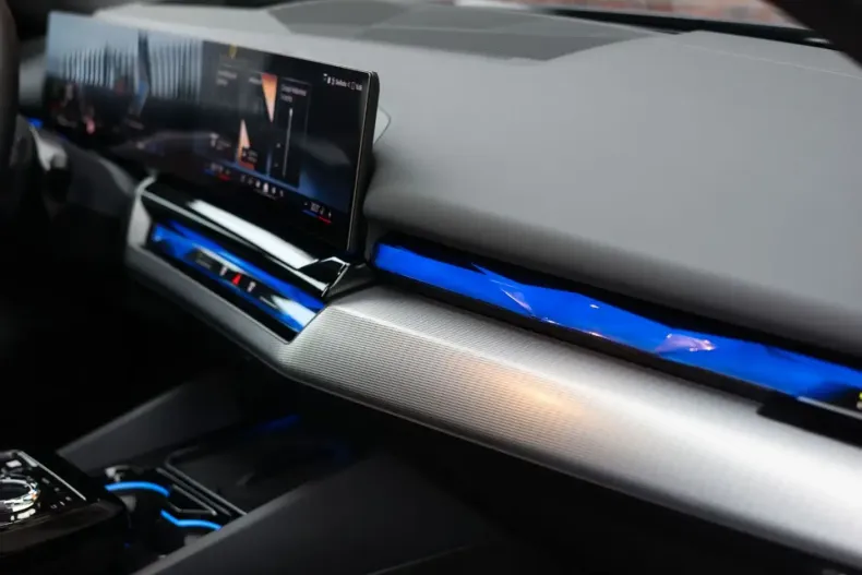 BMW 550 din 2024 cu 45.710 km - oferta BMW149951 - foto 4