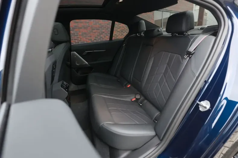 BMW 550 din 2024 cu 45.710 km - oferta BMW149951 - foto 26