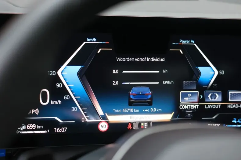 BMW 550 din 2024 cu 45.710 km - oferta BMW149951 - foto 38