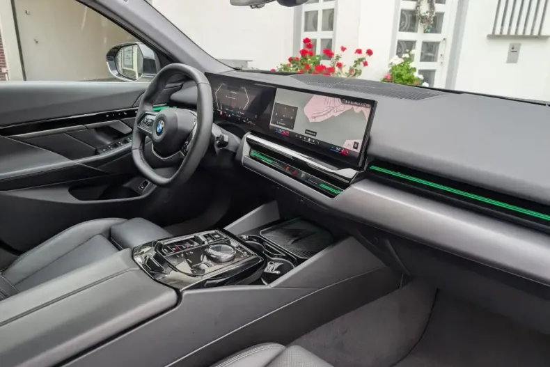 BMW 520 din 2024 cu 44.950 km - oferta BMW149956 - foto 7