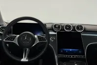 Mercedes-Benz C 300 din 2024 cu 7.980 km - oferta MER149962 - foto 7