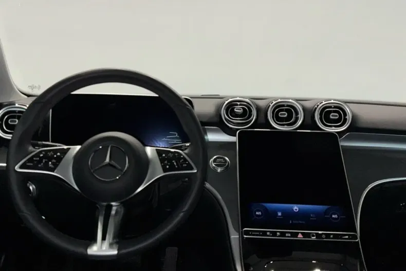 Mercedes-Benz C 300 din 2024 cu 7.980 km - oferta MER149962 - foto 7