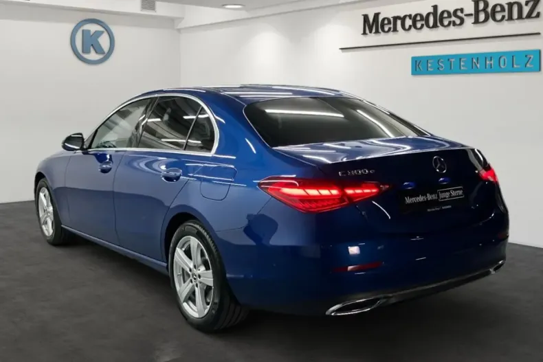 Mercedes-Benz C 300 din 2024 cu 17.099 km - oferta MER149964 - foto 4