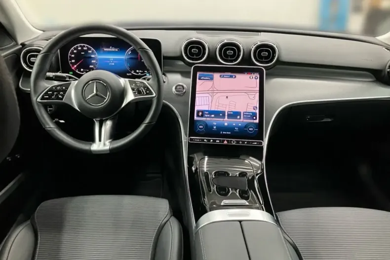 Mercedes-Benz C 300 din 2024 cu 17.099 km - oferta MER149964 - foto 10