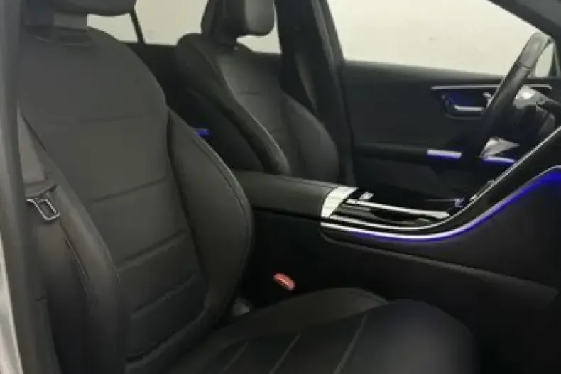 Mercedes-Benz C 300 din 2022 cu 33.278 km - oferta MER149965 - foto 8