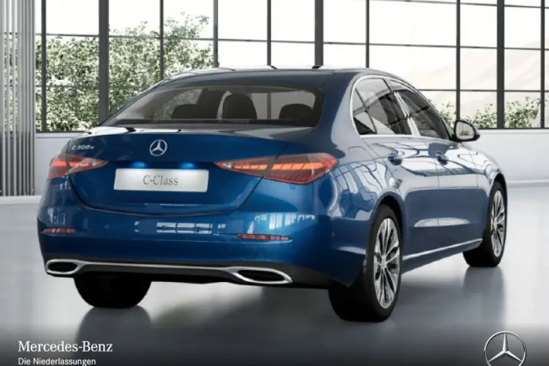 Mercedes-Benz C 300 din 2022 cu 28.832 km - oferta MER149966 - foto 3