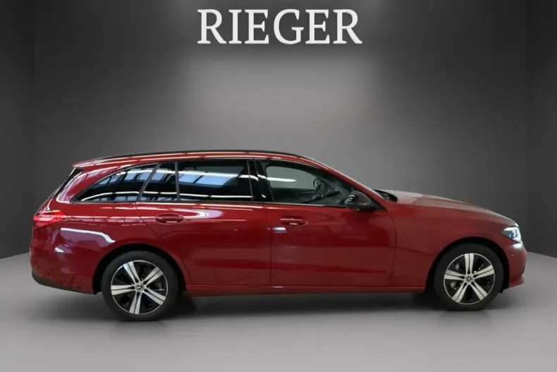 Mercedes-Benz C 300 din 2023 cu 51.554 km - oferta MER149967 - foto 14