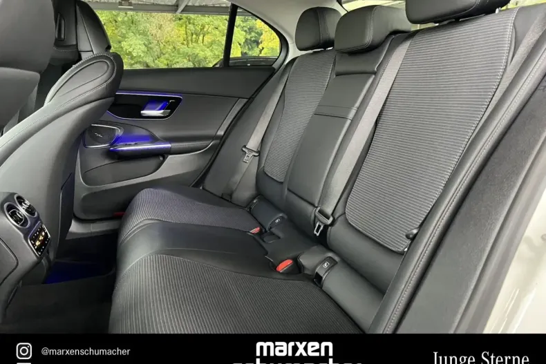 Mercedes-Benz C 300 din 2022 cu 36.060 km - oferta MER149968 - foto 11