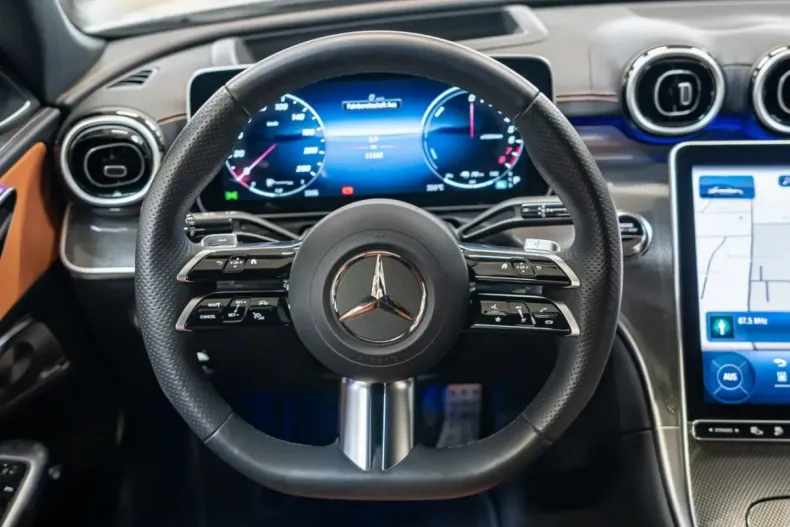 Mercedes-Benz C 300 din 2023 cu 9.987 km - oferta MER149969 - foto 7