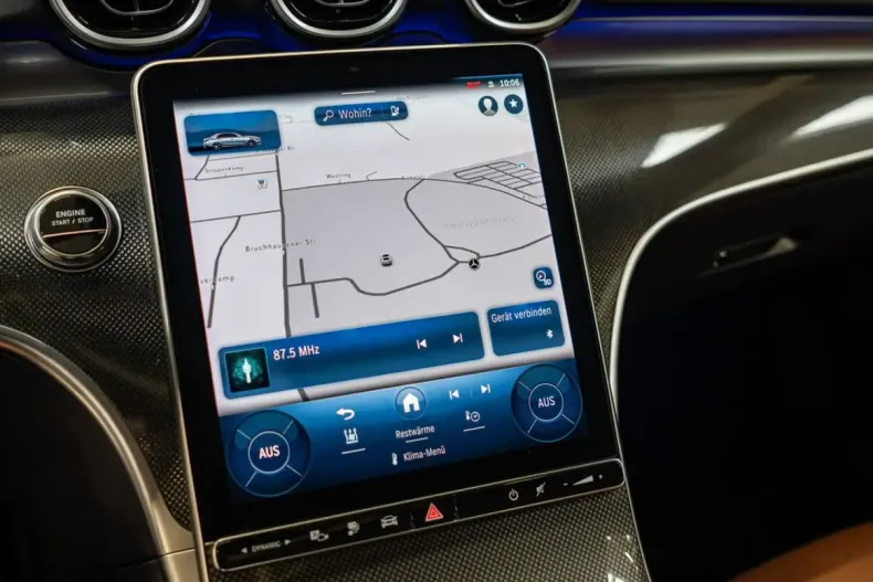 Mercedes-Benz C 300 din 2023 cu 9.987 km - oferta MER149969 - foto 8